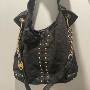 Michael Kors Uptown Astor Large Black Ripple Grained Leather Shoulder Bag